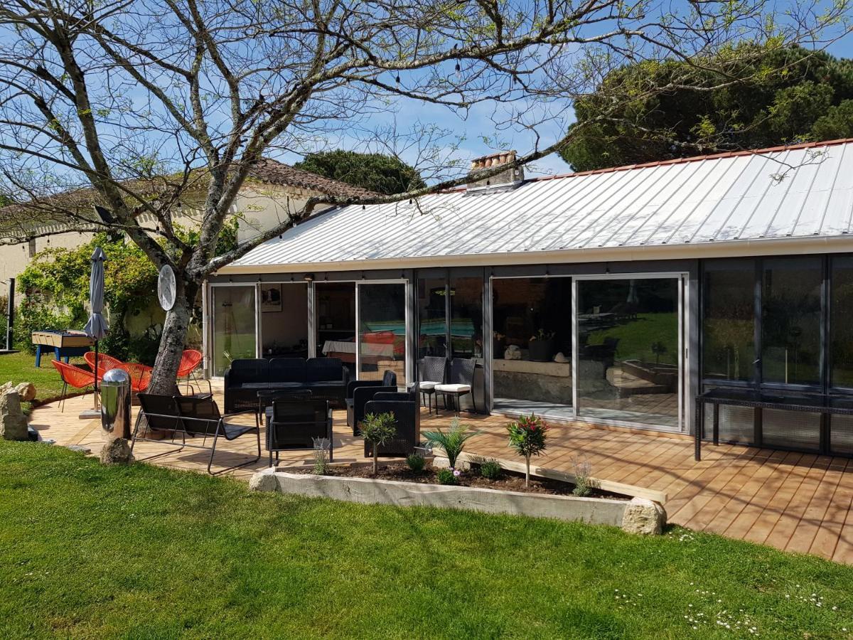 Domaine De Baise Bed & Breakfast Feugarolles Exterior photo